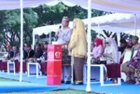 1765969532953-gubernur-ntb-lalu-muhamad-iqbal-memimpin-apel-peringatan-hut-ke-67-ntb-di-lapangan-institut-pemerintahan-dalam-negeri-ipdn-pra-1765958973503_43