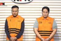 1766228739162-kepala-kejaksaan-negeri-hulu-sungai-utara-hsu-albertinus-p-napitupulu-apn-kasi-intel-kejari-hsu-asis-budianto-asb-1766188177877_169