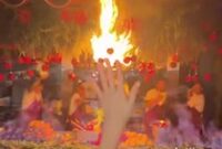 1766660723495-cuplikan-rekaman-amatir-pengunjung-saat-api-melahap-bagian-restoran-di-berawa-badung-1766644937054_43