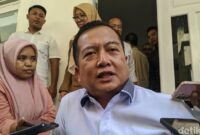 1767027913046-gubernur-ntb-lalu-muhamad-iqbal-foto-ahmad-viqidetikbali-1767015528923_169