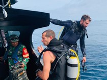 1767092764933-sejumlah-penyelam-melaksanakan-pencarian-korban-kapal-pinisi-tenggelam-di-sekitar-perairan-pulau-padar-selasa-30122025-basarna-1767081188814_43