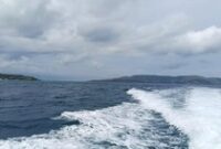 1767114323686-selat-pulau-padar-lokasi-kapal-pinisi-putri-sakinah-yang-ditumpangi-pelatih-tim-b-sepakbola-putri-valencia-cf-dan-keluarganya--1766969455382_43