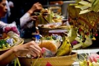 1767135877667-suasana-khidmat-galungan-di-pura-amerta-jati-depok-1745385468745_43