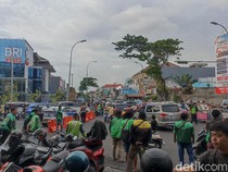 1767179149058-lalu-lintas-kuta-1767175840007_43