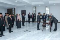 1767373519161-gubernur-ntb-lalu-muhamad-iqbal-lantik-8-pejabat-eselon-ii-jumat-212026-1767357565044_169