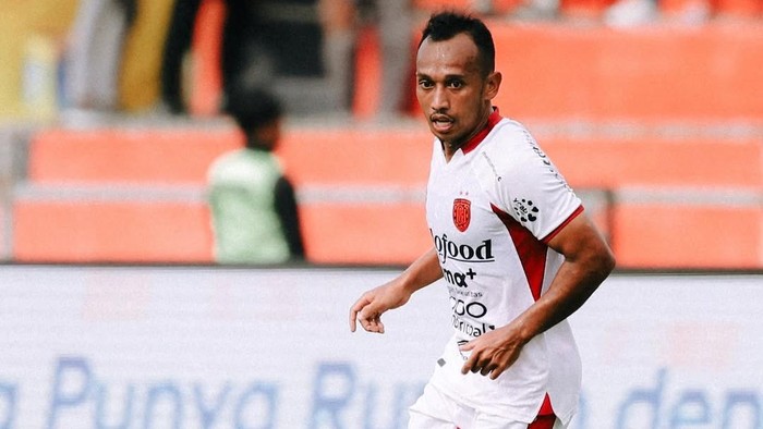 1767416758091-pemain-bali-united-irfan-jaya-foto-dok-bali-united-1767409376093_169