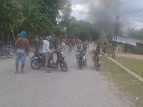 1767459901755-aksi-penyerangan-antarwarga-di-kecamatan-weliman-kabupaten-malaka-nusa-tenggara-timur-ntt-rabu-31122025-1767361334550_43