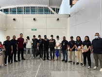 1767978319228-7-orang-wna-yang-dideportasi-melalui-bandara-internasional-i-gusti-ngurah-rai-dok-imigrasi-kupang-1767964830868_43