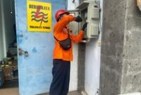 1768151123137-petugas-pln-up3-bali-selatan-melakukan-pemeriksaan-kwh-meter-untuk-mendukung-pengoperasian-pompa-air-perumda-air-minum-tirta-m-1768143808761_43