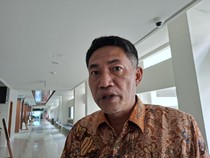 1768496731242-inspektur-inspektorat-ntb-budi-herman-saat-ditemui-di-kantor-gubernur-ntb-kamis-1512026-ahmad-viqidetikbali-1768490830708_43